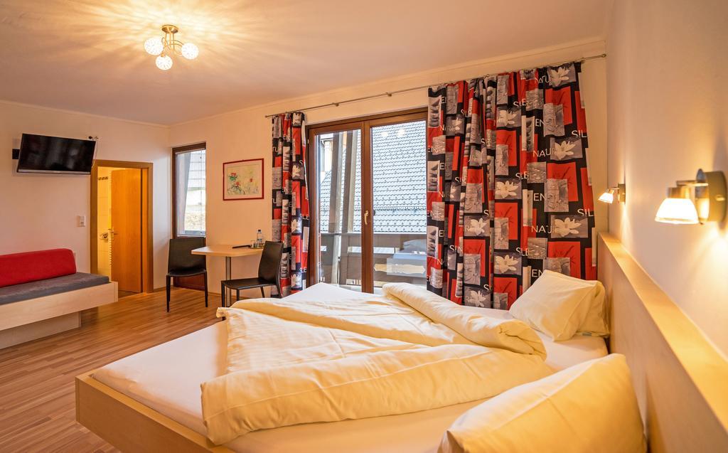 Hotel Haus Stampfer Weissensee Esterno foto